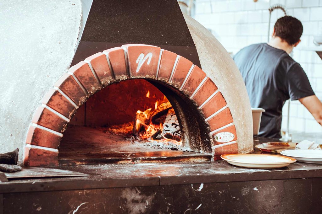 restaurant-pizza-oven-wiz-stars-la